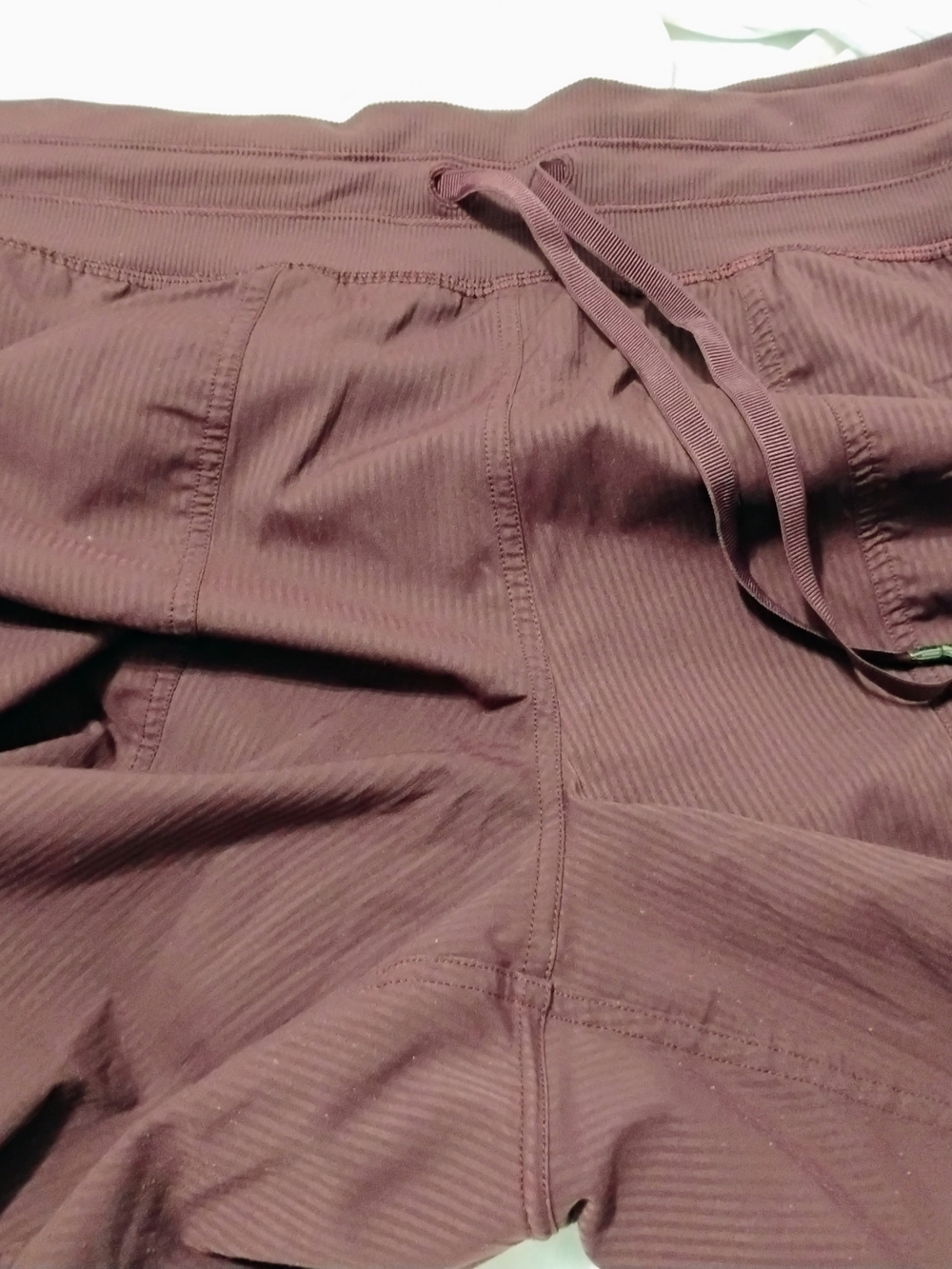 Lululemon Dance Studio Joggers With Drawstring Waist Band- Plum Size:16 - Picture 13 of 13